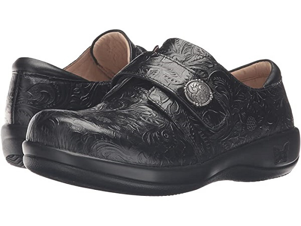 Alegria Joleen: Tar Tooled